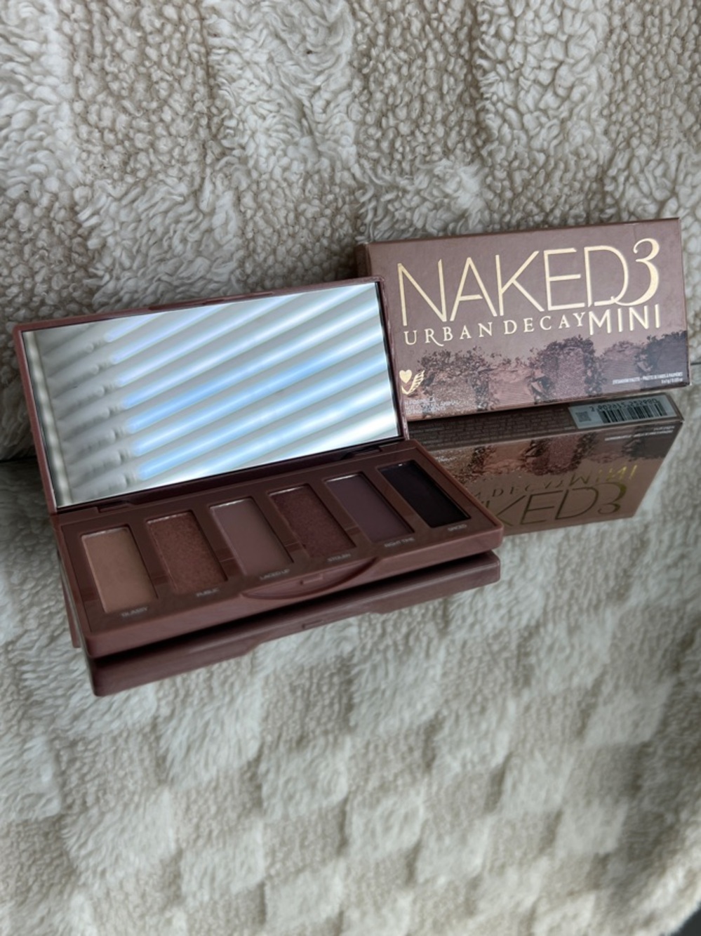 Urban Decay Naked3 Mini Eyeshadow Palette - Rose, Mauve, Brown, Taupe